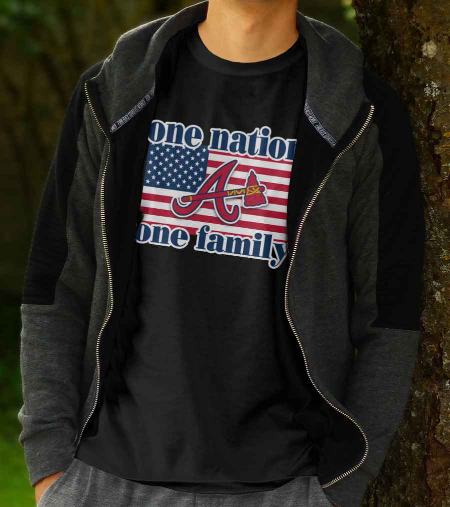 One Nation One Family Atlanta Braves American Flag T-Shirt