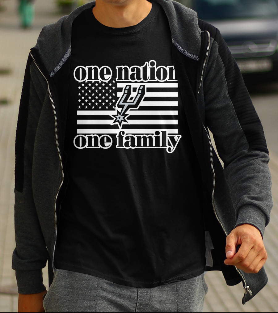 San Antonio Spurs One Nation One Family American Flag T-Shirt