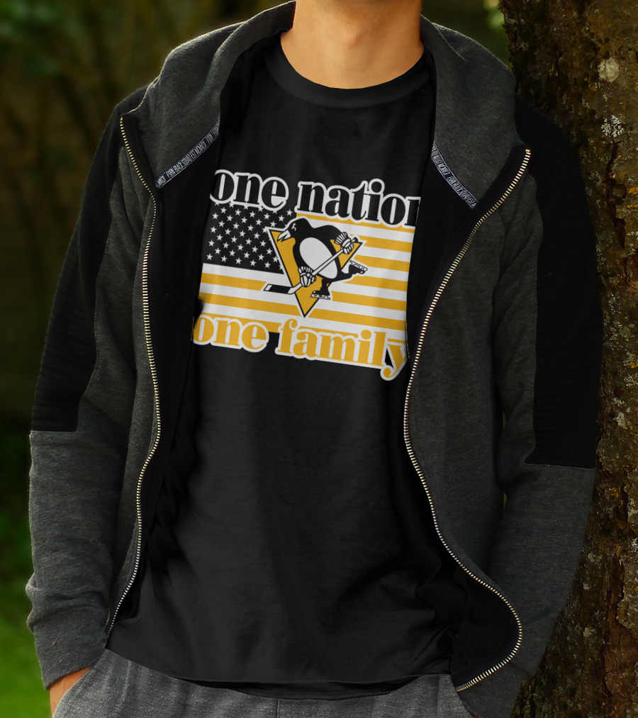 One Nation One Family 95 Pittsburgh Penguins American Flag T-Shirt