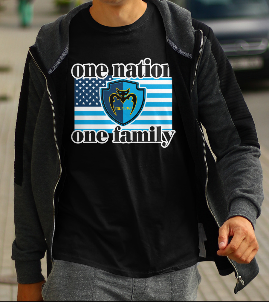 One Nation One Family Tampa Bay Mutiny American Flag T-Shirt