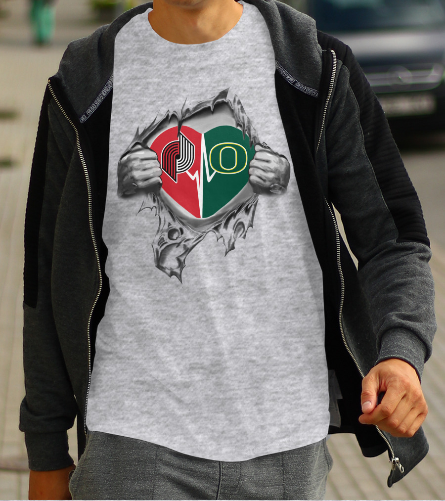 Blazers Ducks Heart Portland Oregon Sports Passion T-Shirt