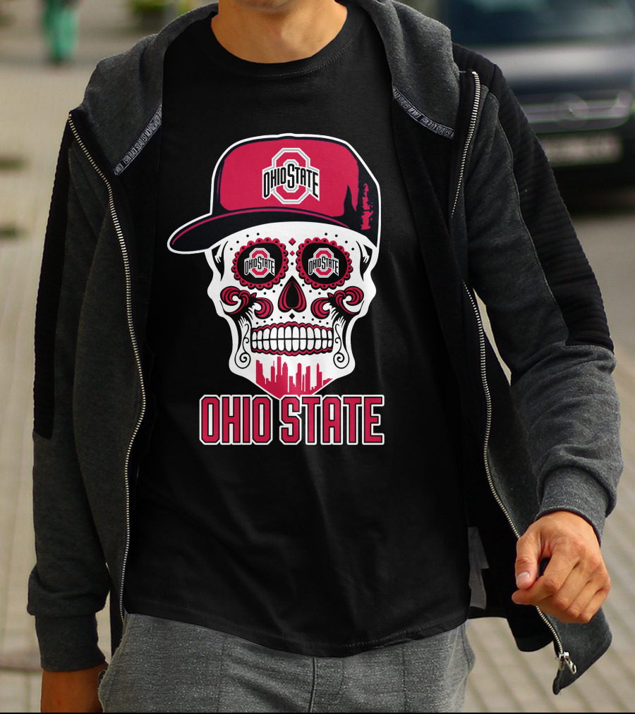 Ohio State Buckeyes Skull With Baseball Cap And Cityscape Elements T-Shirt