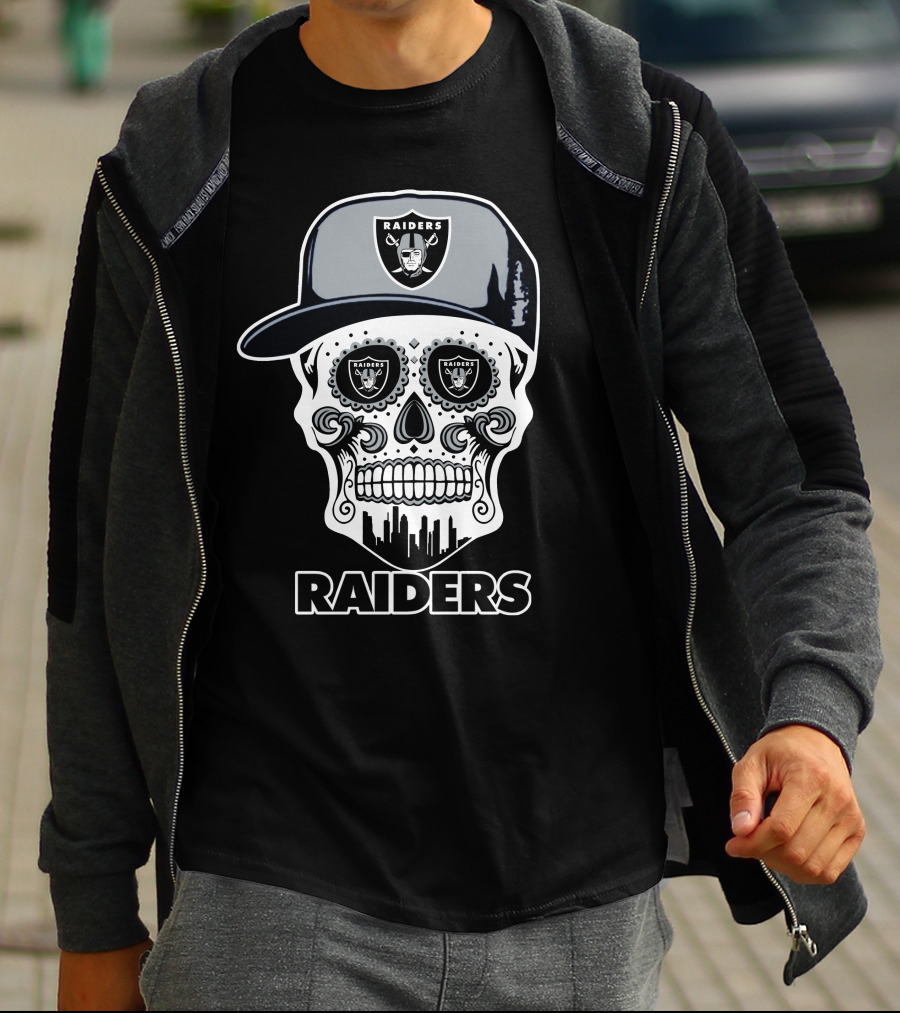 Las Vegas Raiders Skull Cap City Skyline Fun T-Shirt