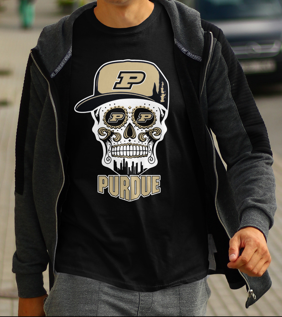 Purdue Boilermakers Skull With Cap And Urban Skyline T-Shirt