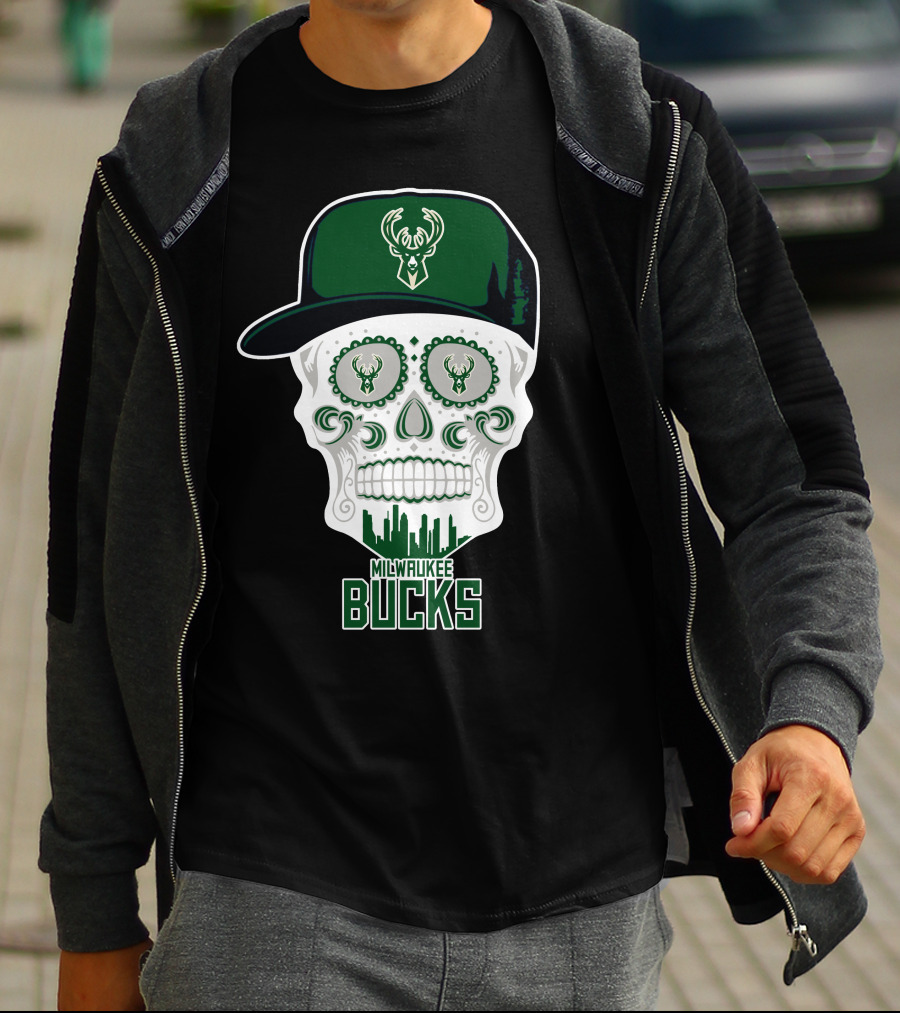 Milwaukee Bucks Skull With Cap And Skyline T-Shirt