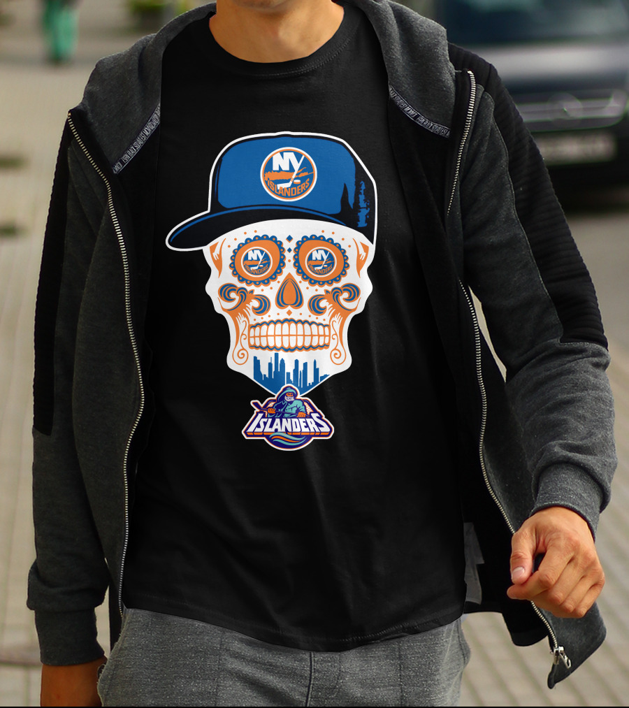 Ny Islanders Skull Logo With Cap And Cityscape T-Shirt