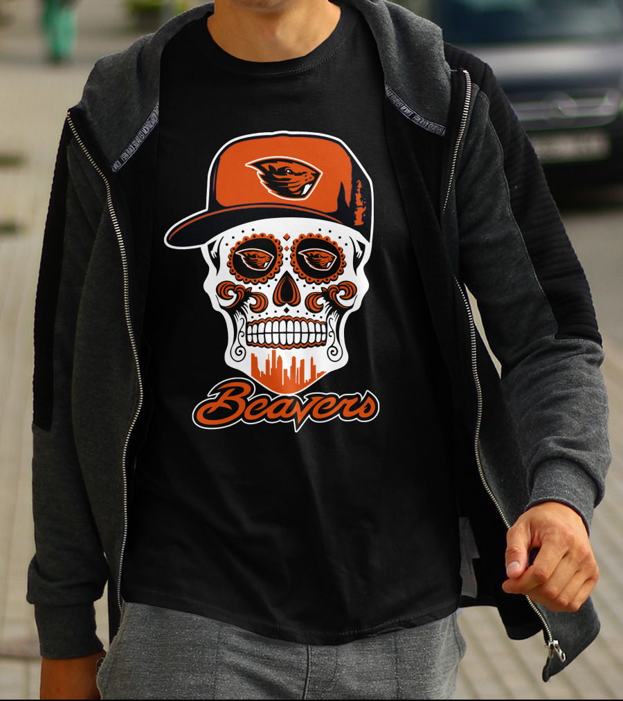 Oregon State Beavers Skull With Cap And Beavers T-Shirt