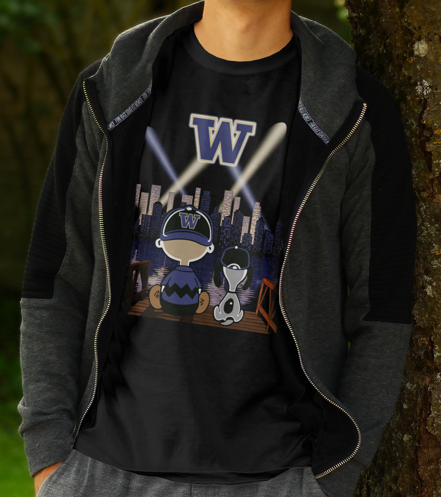 W Washington Huskies City Skyline At Night With Baseball Cap Characters T-Shirt