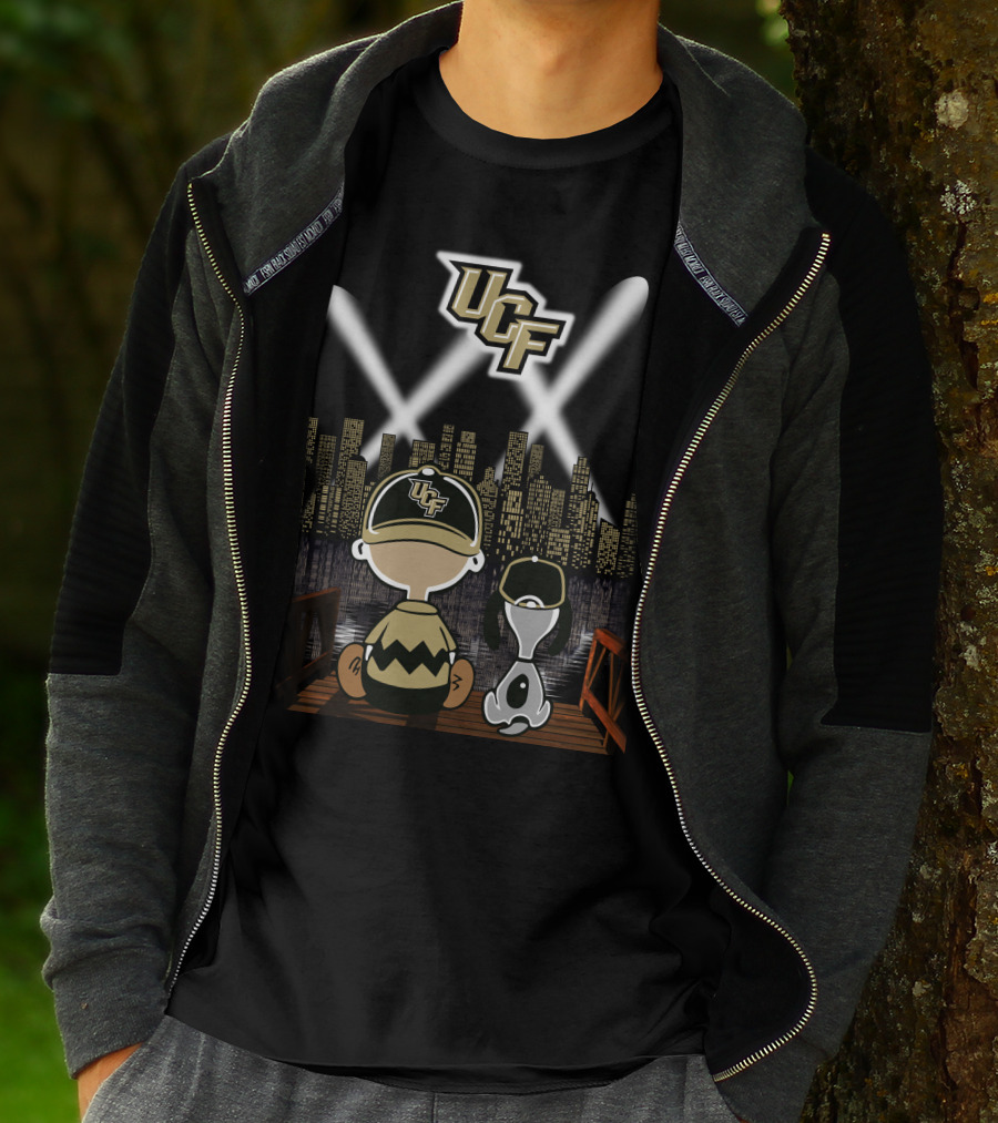 Ucf Knights Nighttime Cityscape Charlie Brown And Snoopy T-Shirt