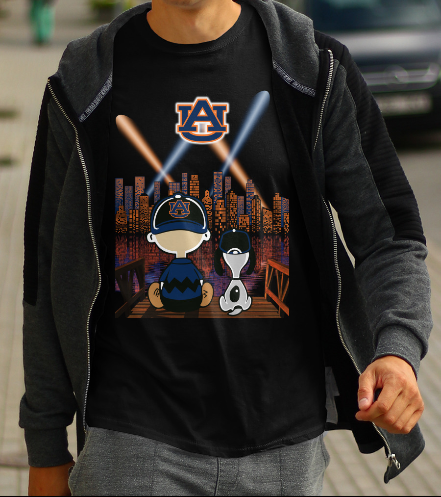 Auburn Tigers 92 Cityscape Night With Characters And Skyline T-Shirt
