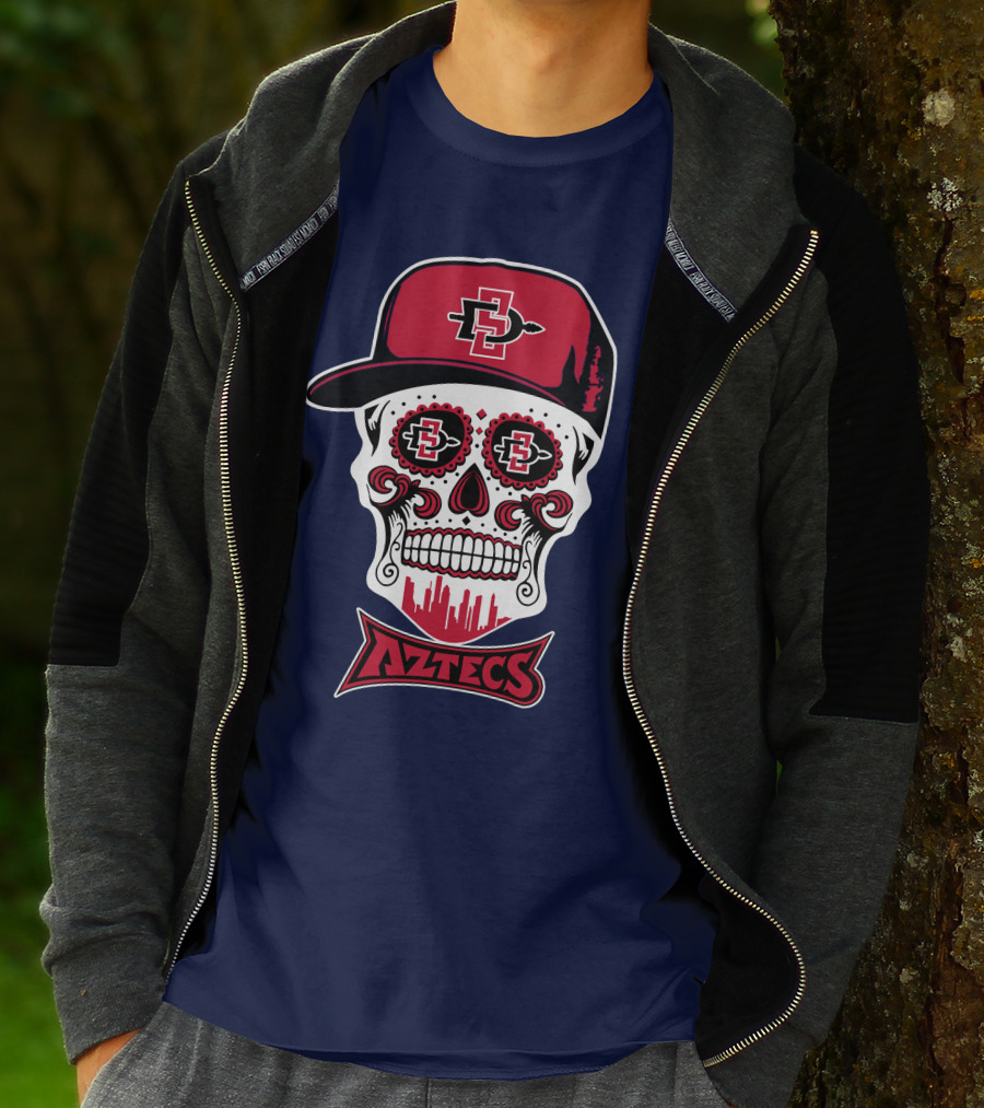San Diego State Aztecs Skull Cap Icon With Sd Skyline T-Shirt