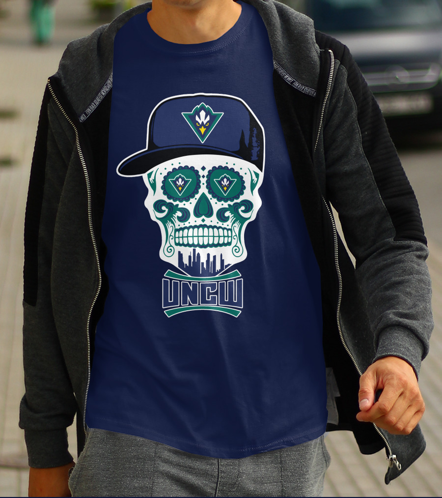 Uncw Seahawks Sugar Skull With Hat T-Shirt