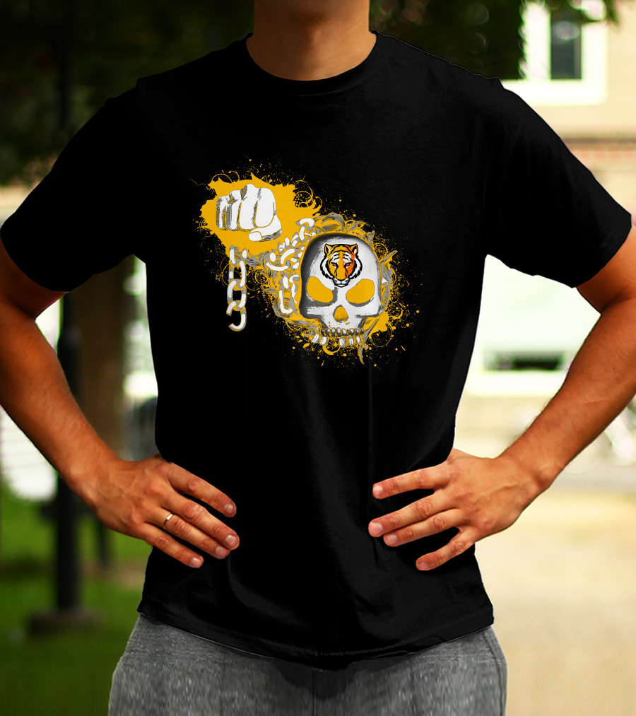 Depauw Tigers Skull And Chain T-Shirt