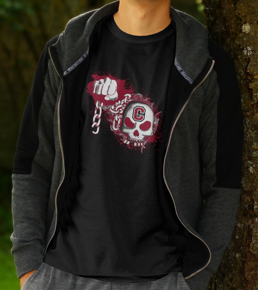 Colgate Raiders Skull And Chains T-Shirt