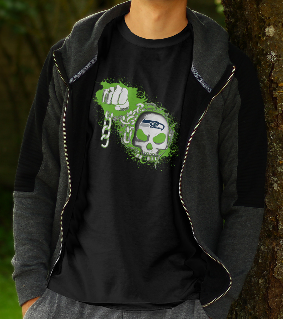 Seattle Seahawks Skull With Green Splatter And Chain Fist T-Shirt