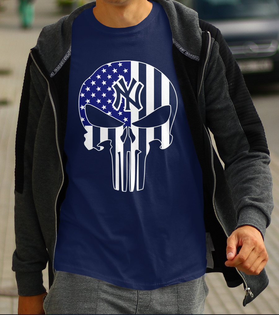 Yankees Logo American Flag Punisher Skull 1 T-Shirt