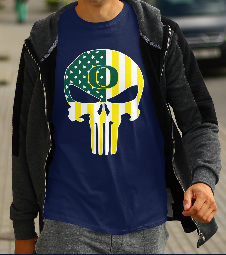 Oregon Ducks Punisher Skull American Flag T-Shirt