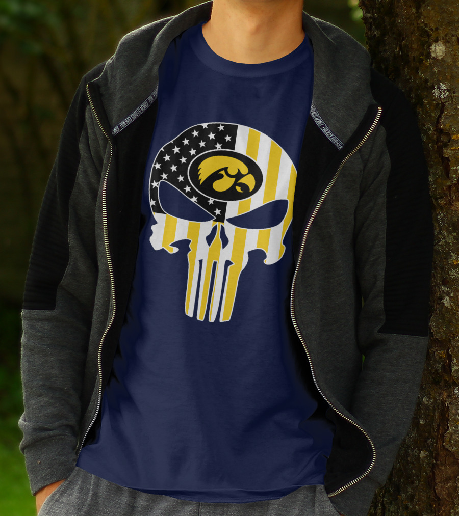 Iowa Hawkeyes The Punisher American Flag Skull T-Shirt