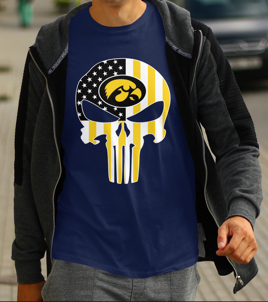 Iowa Hawkeyes The Punisher American Flag Skull T-Shirt