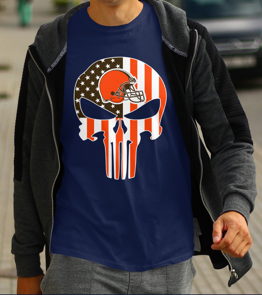 Cleveland Browns The Punisher American Flag Helmet Skull T-Shirt