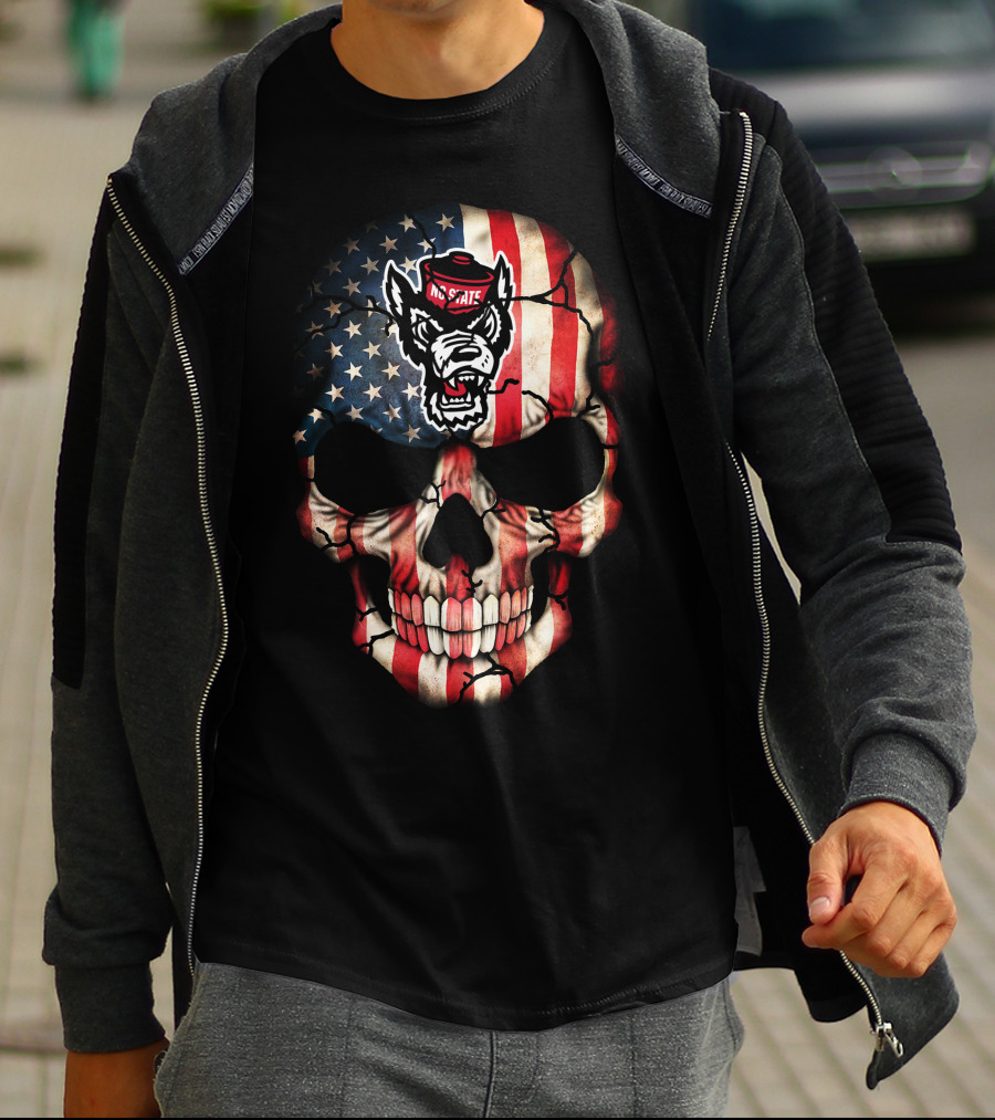 Nc State Wolfpack American Flag Skull T-Shirt