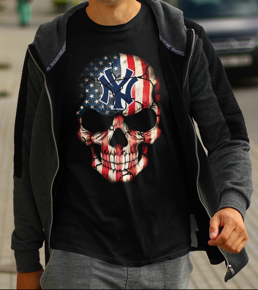 New York Yankees American Flag Skull 226 T-Shirt