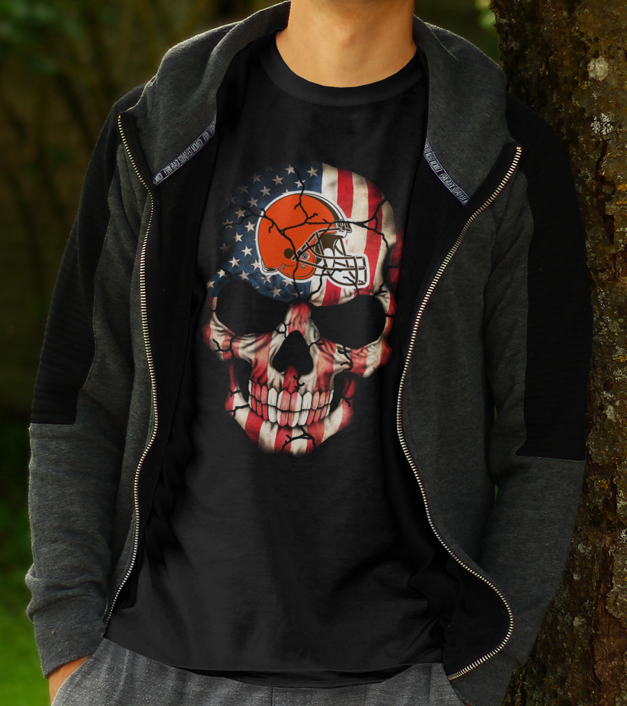 Cleveland Browns Skull American Flag Helmet Stars Stripes T-Shirt