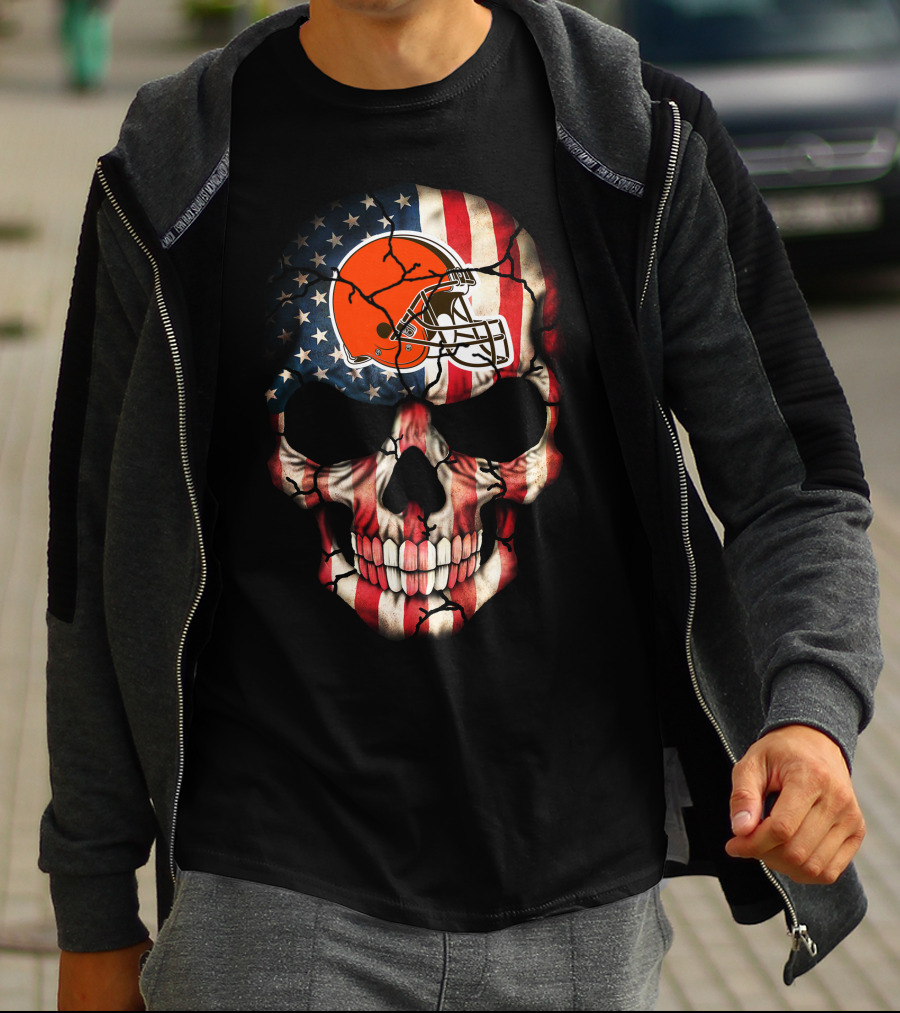 Cleveland Browns Skull American Flag Helmet Stars Stripes T-Shirt