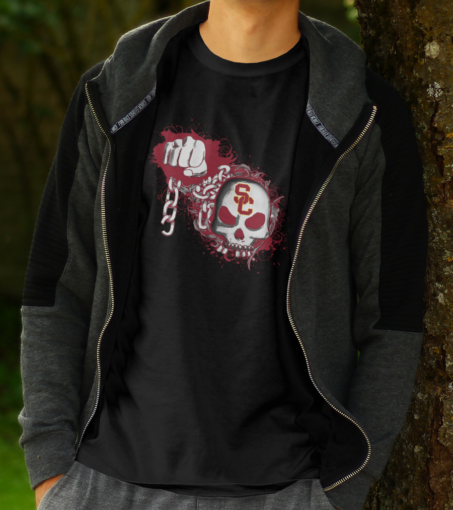 Usc Trojans Skull With Chain And Fist T-Shirt