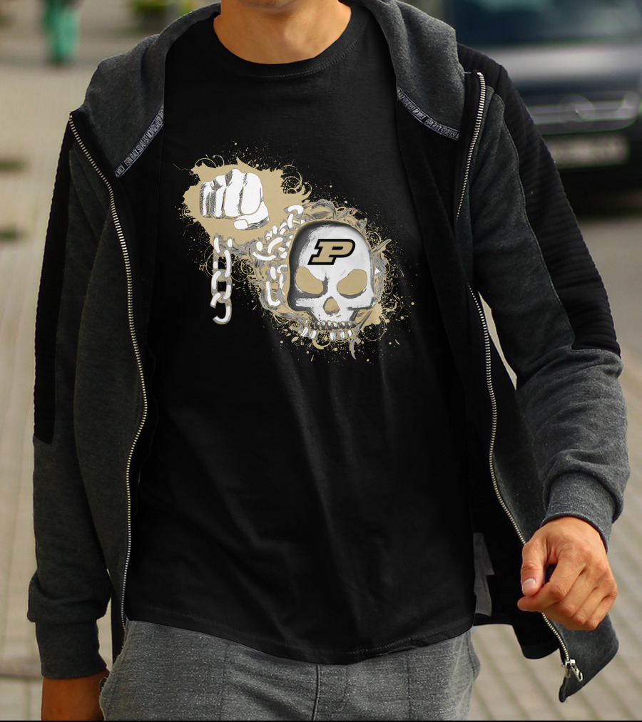 Purdue Boilermakers Skull And Fist With Chains Iconic P T-Shirt
