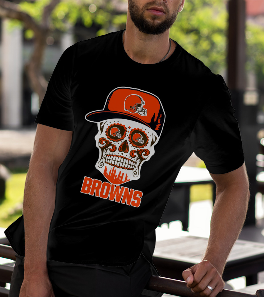 Cleveland Browns Skull With Helmet And City Skyline T-Shirt