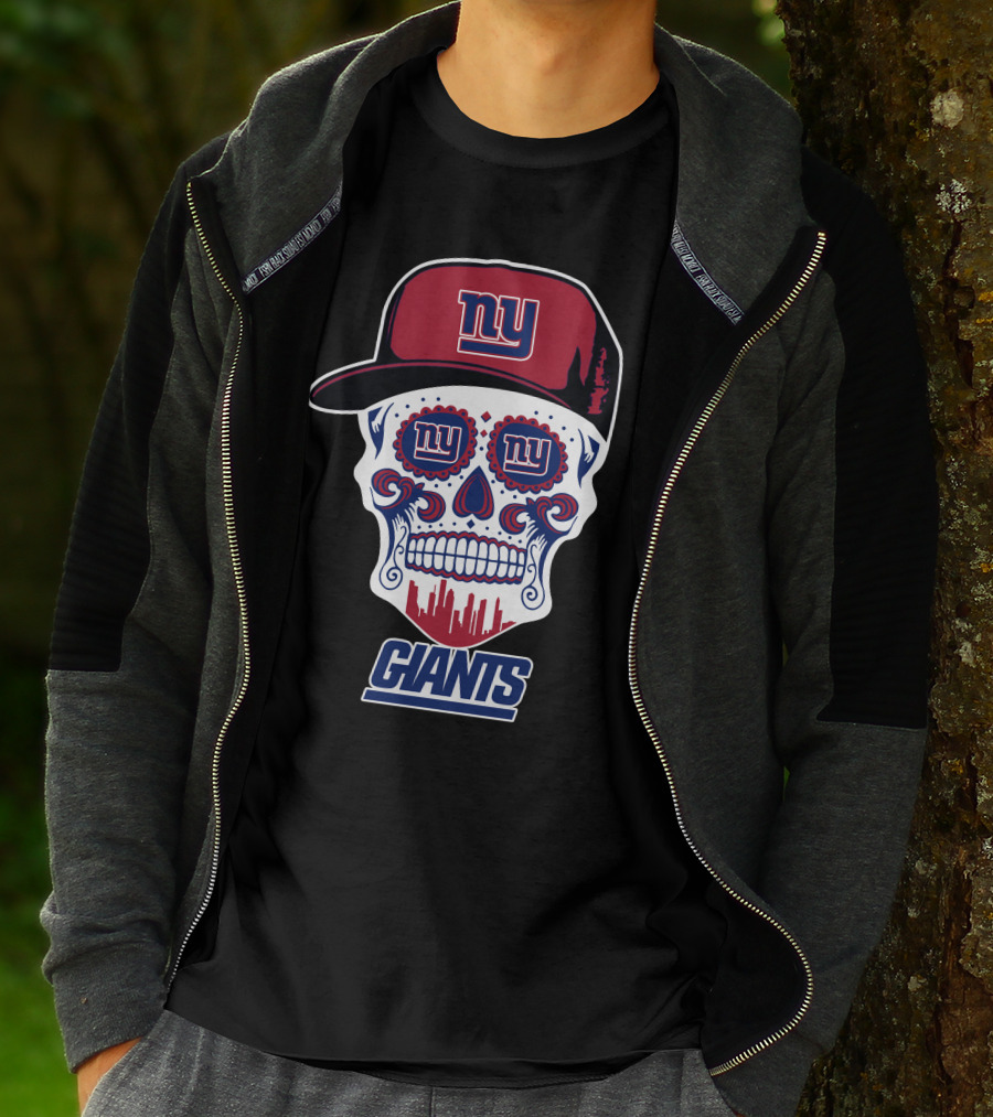 New York Giants Skull Cap City Silhouette Funny T-Shirt