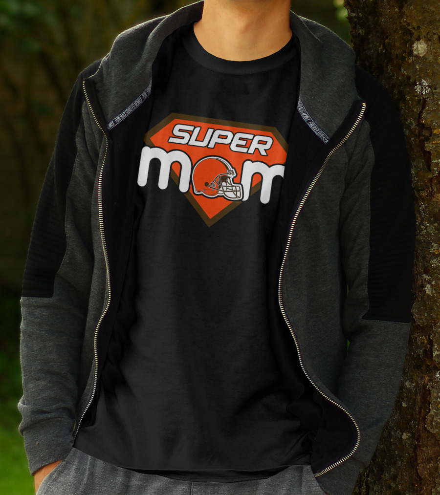 Super Mom Cleveland Browns Football Helmet T-Shirt