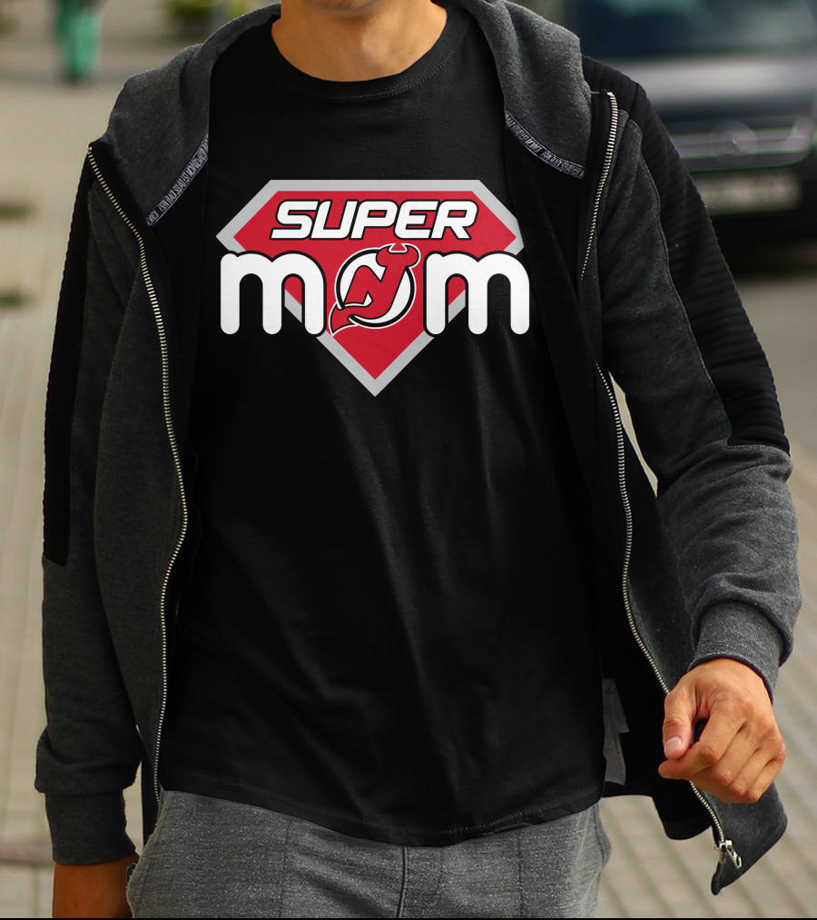 Super Mom 101 New Jersey Devils T-Shirt