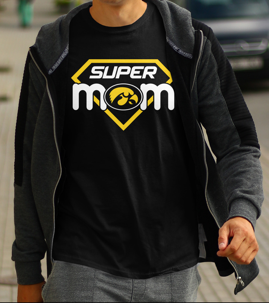 Iowa Hawkeyes Super Mom Hero T-Shirt