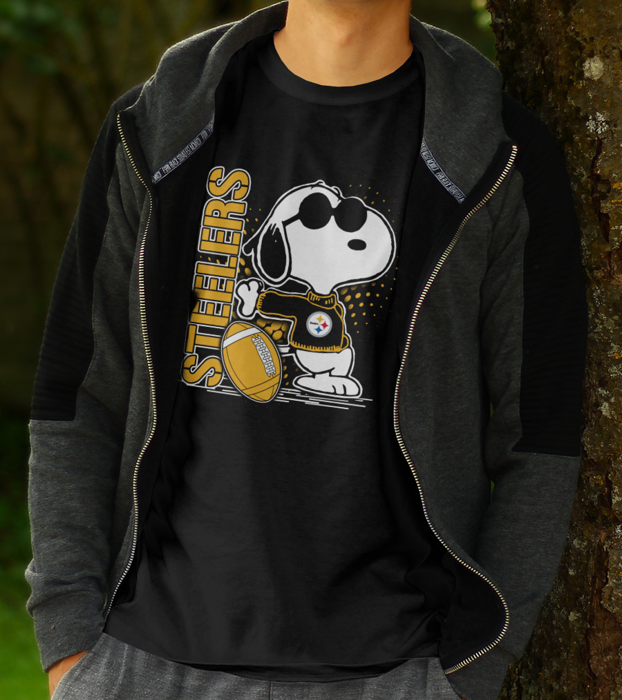 Steelers Snoopy Football Team T-Shirt