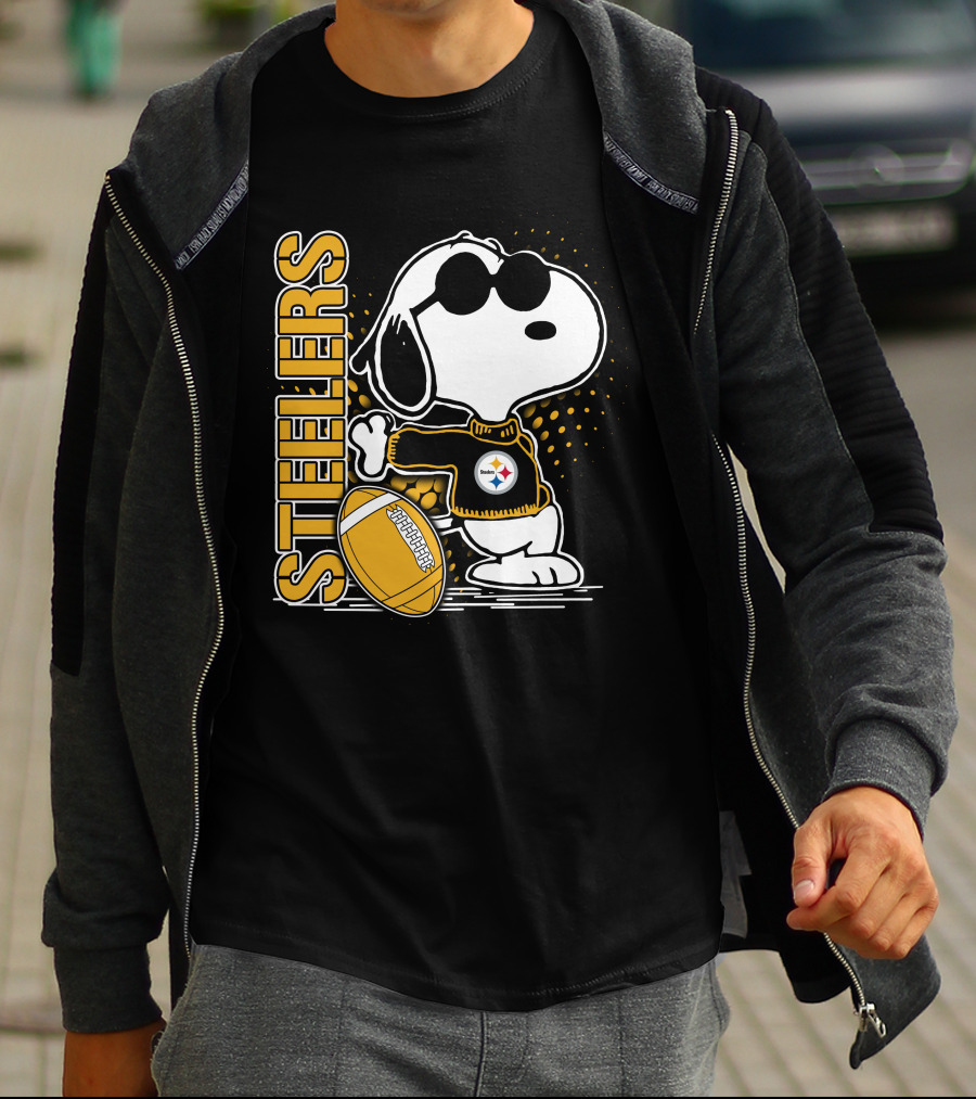 Steelers Snoopy Football Team T-Shirt