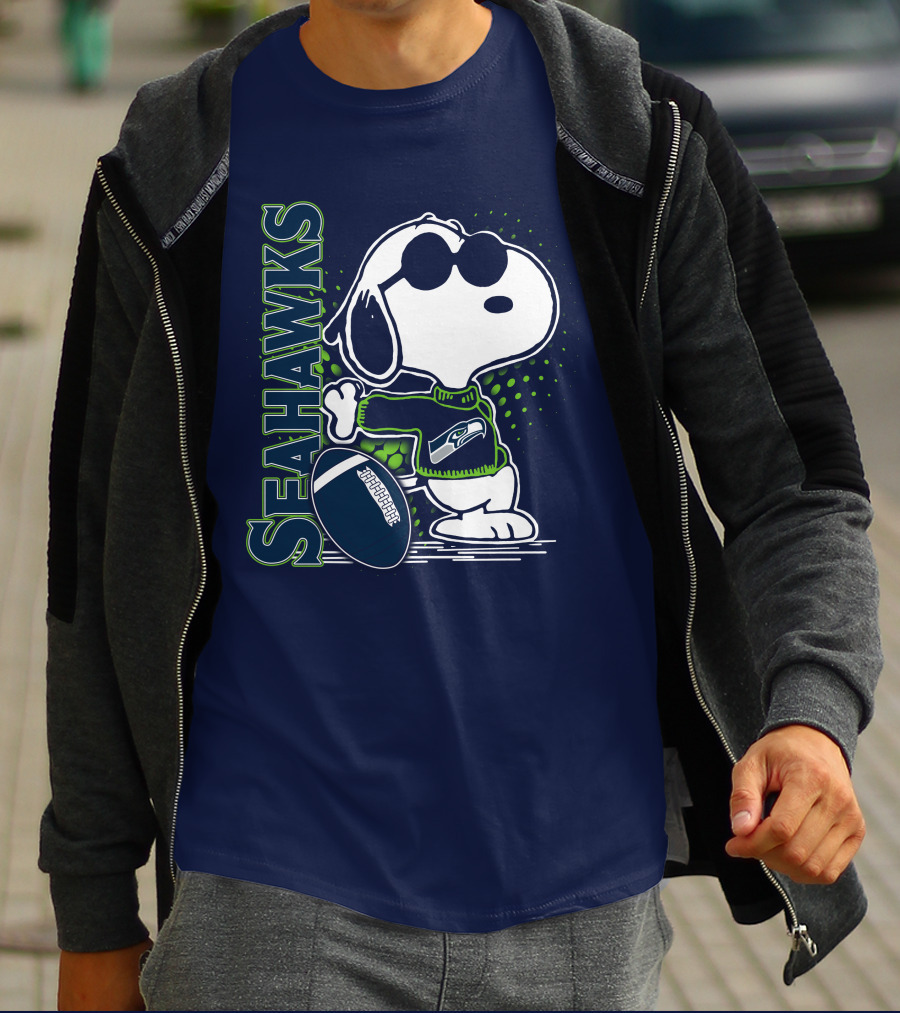 Seattle Seahawks Snoopy Football T-Shirt