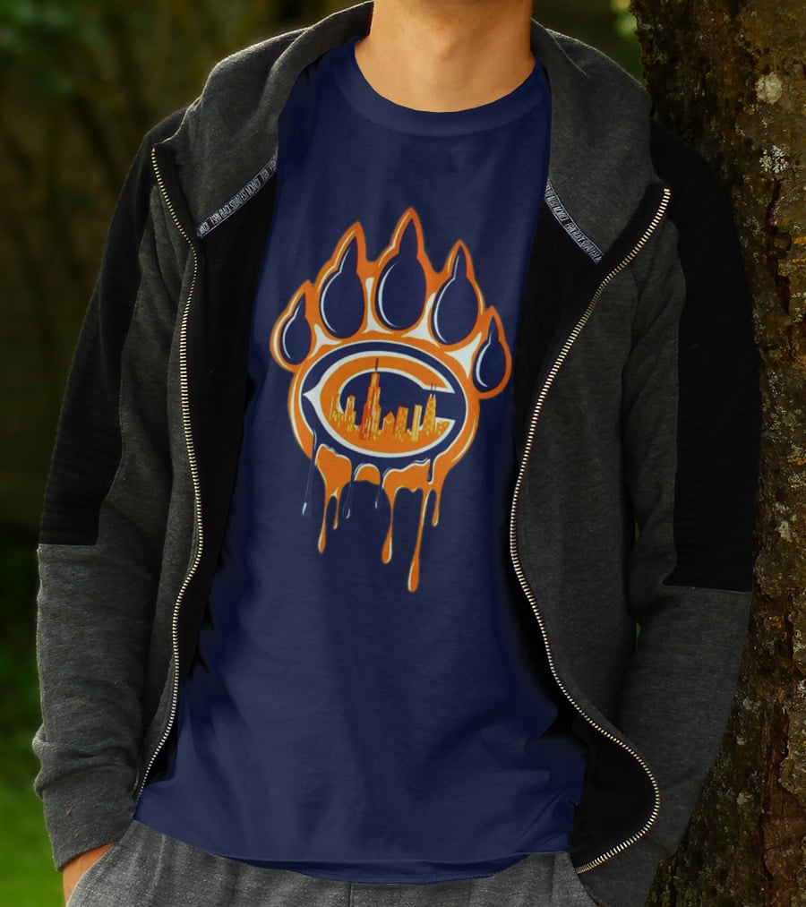 Chicago Bears Dripping Skyline Paw T-Shirt