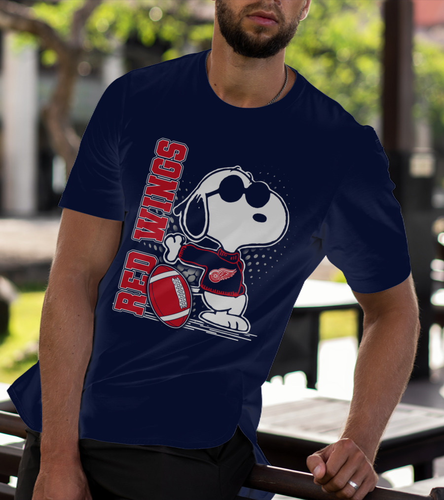 Red Wings Detroit Snoopy Football Peanuts T-Shirt