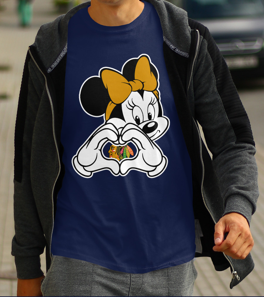 Minnie Mouse Heart Hands Chicago Blackhawks T-Shirt