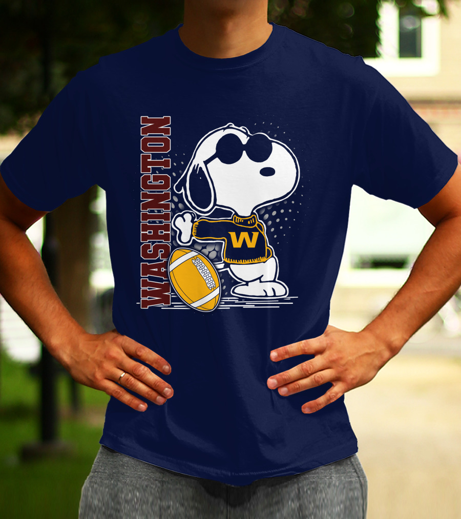 Snoopy Washington Football W Sweater Sunglasses T-Shirt