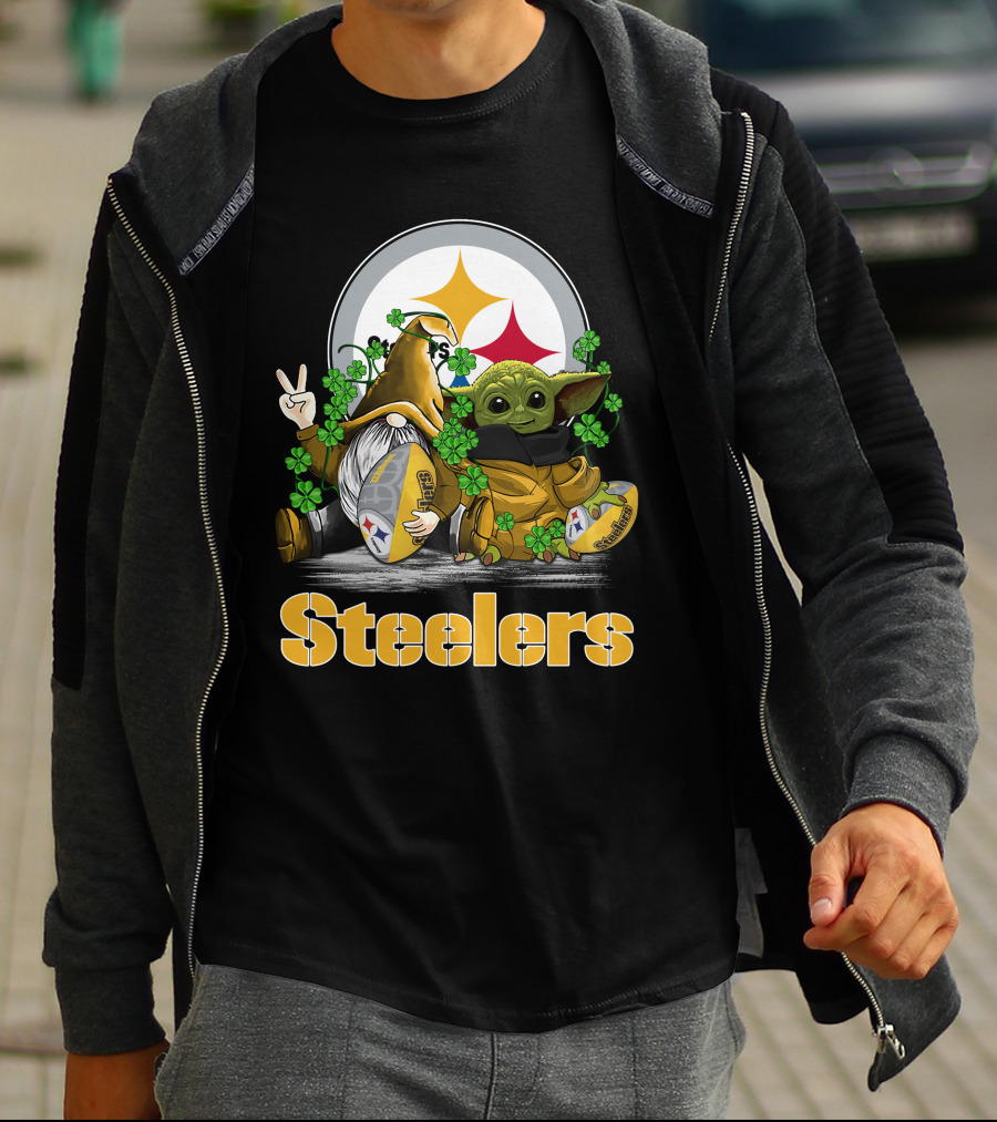 Steelers Shamrock Gnome And Green Alien Football T-Shirt