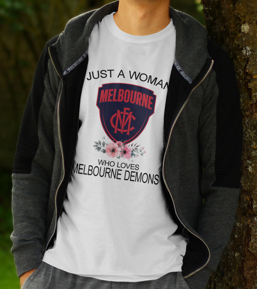 Just A Woman Who Loves Melbourne Demons Melbourne Cfc Logo Flower Decor T-Shirt