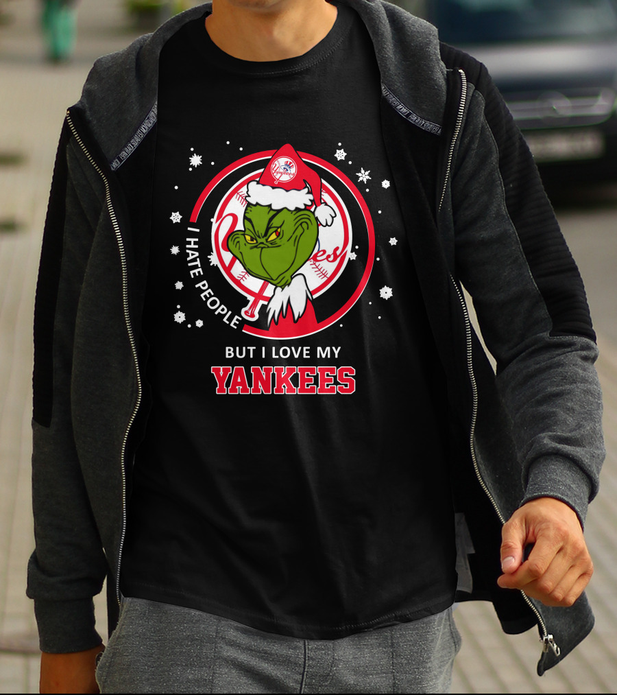 I Hate People But I Love My New York Yankees Grinch Holiday Red Circle Snowflake T-Shirt