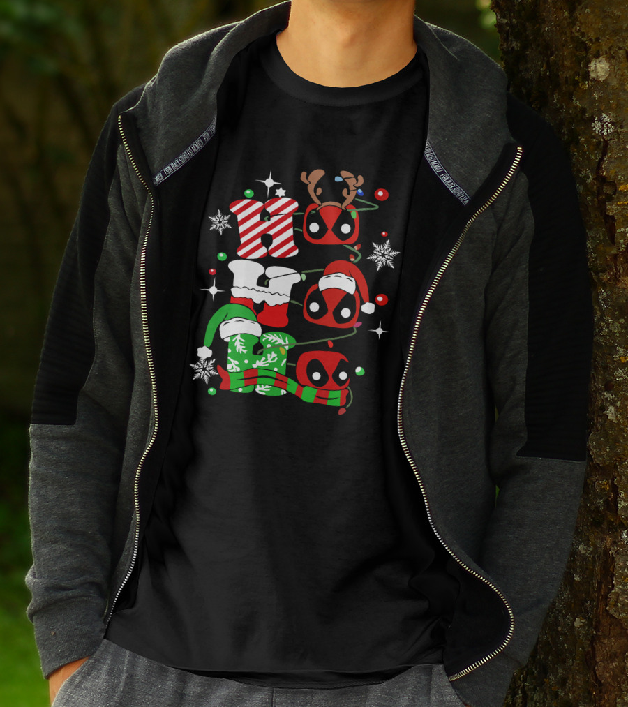 Deadpool Ho Ho Ho Christmas Reindeer Antlers Santa Hat Snowflakes T-Shirt