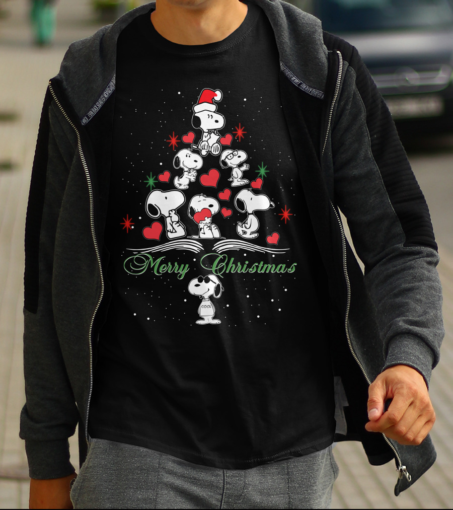 Merry Christmas Snoopy Tree Hearts T-Shirt