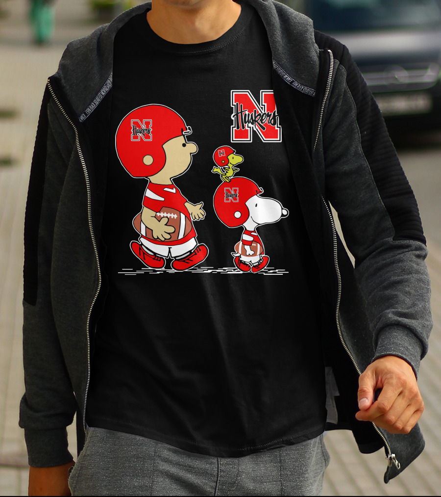 Nebraska Cornhuskers Huskers N Football Peanuts Characters T-Shirt