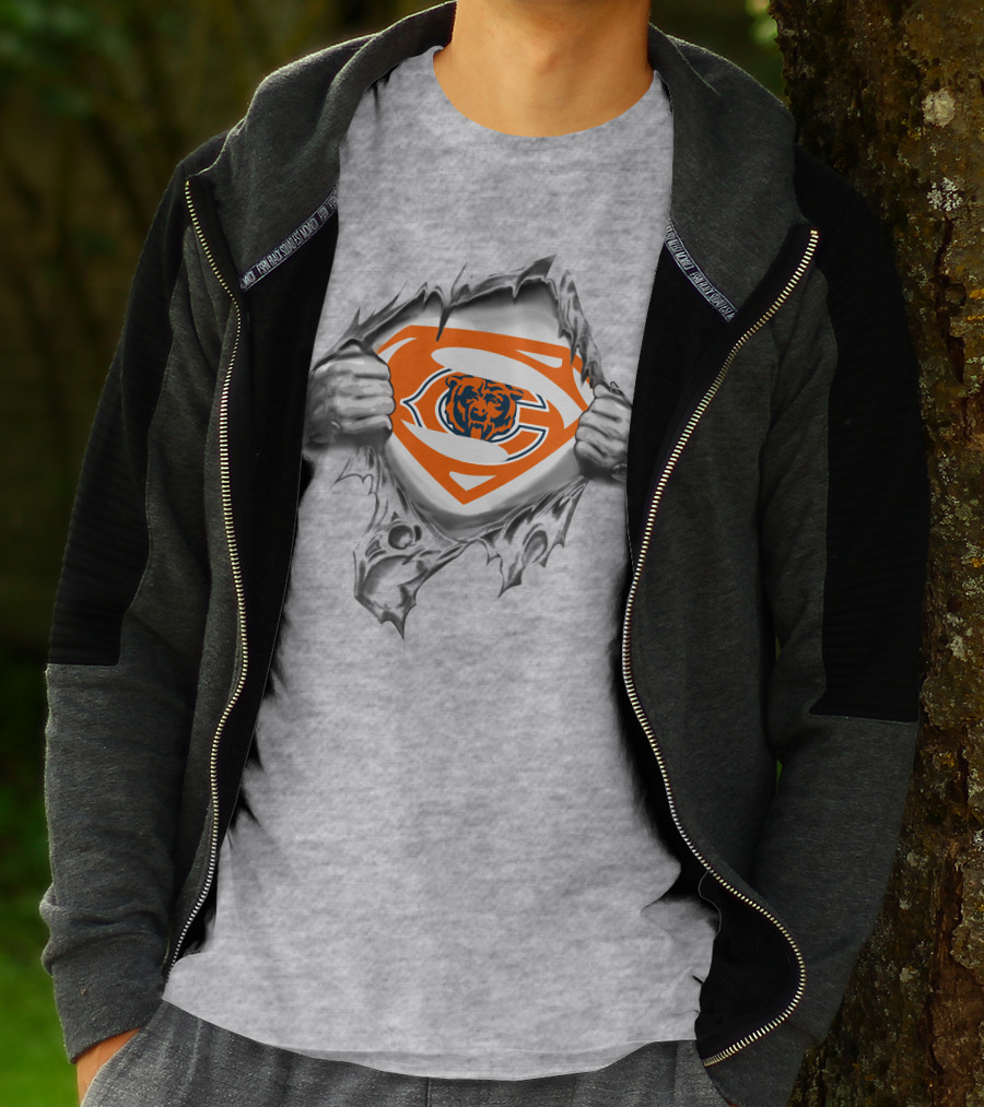 Chicago Bears Superhero Logo Tear T-Shirt