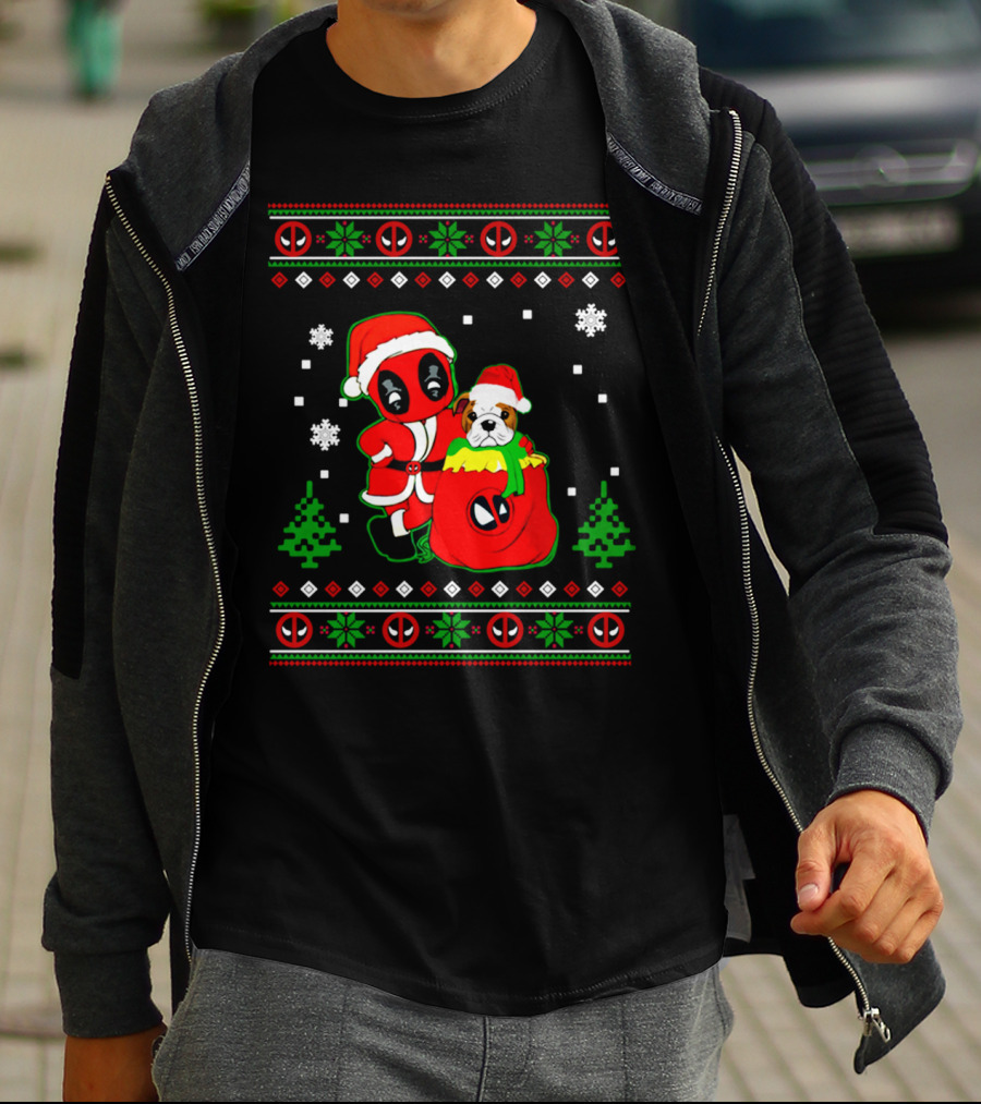 Deadpool Bulldog Christmas Santa Ugly Sweater Snowflakes Trees T-Shirt